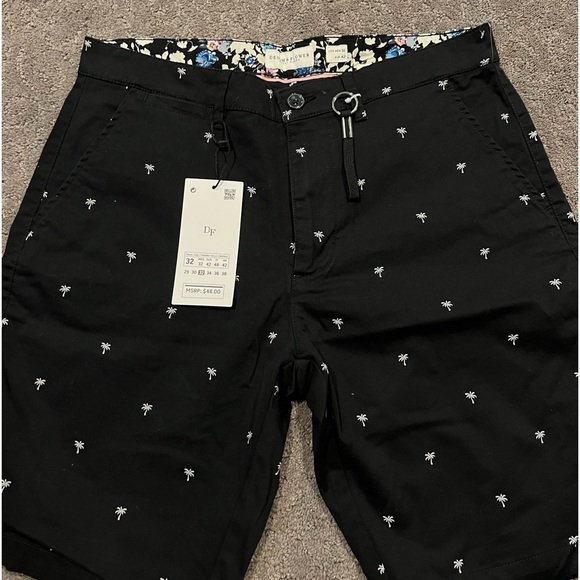 Brand New - Picture 1 of 2